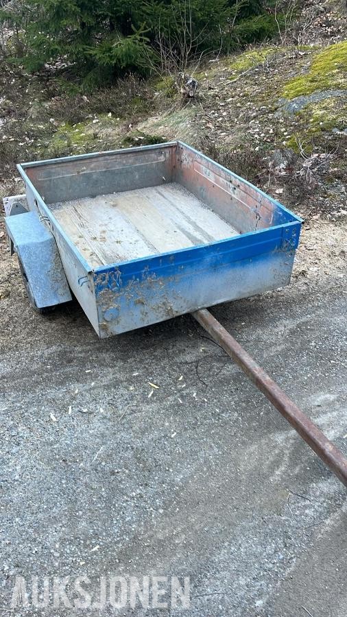 Liten vare-/hagetilhenger